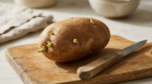Peut-on manger une pomme de terre germée sans risque ?